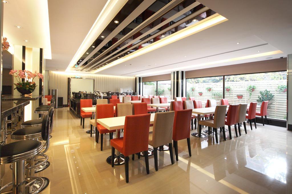 宜都大飯店 Idol Hotel Kaohsiung Exterior foto
